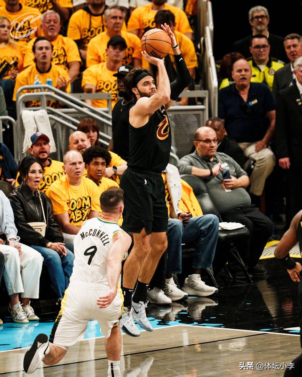 米切尔复出首战，刷新队史纪录状态火爆，状态爆棚成为焦点！